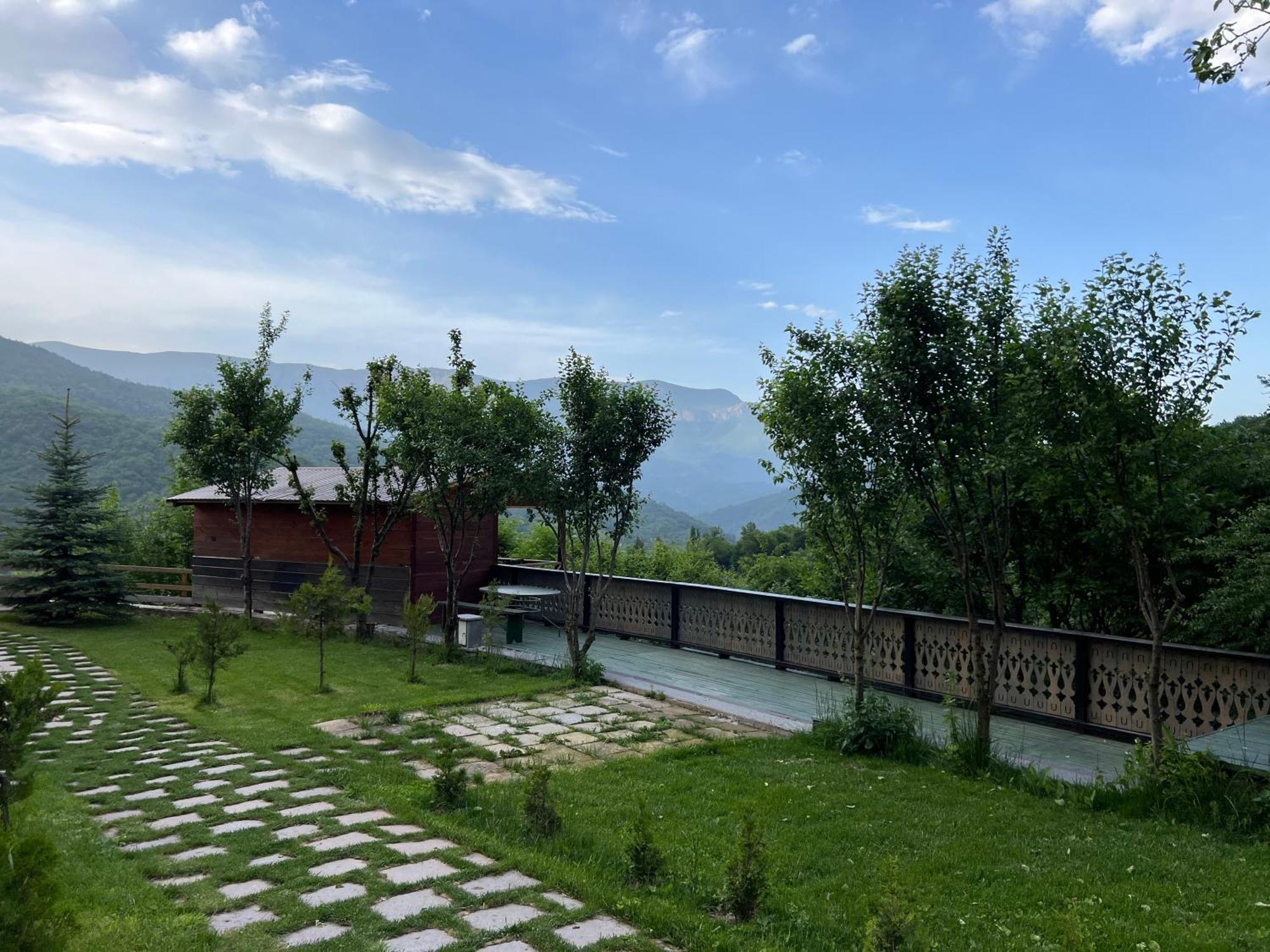 Balkonchik Guesthouse Dilijan Exterior foto